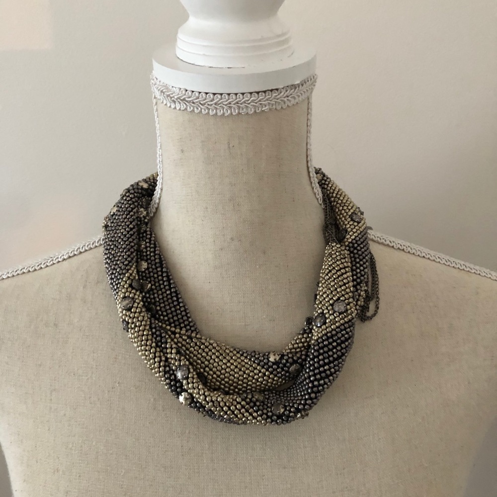 Women’s Beaded Necklace